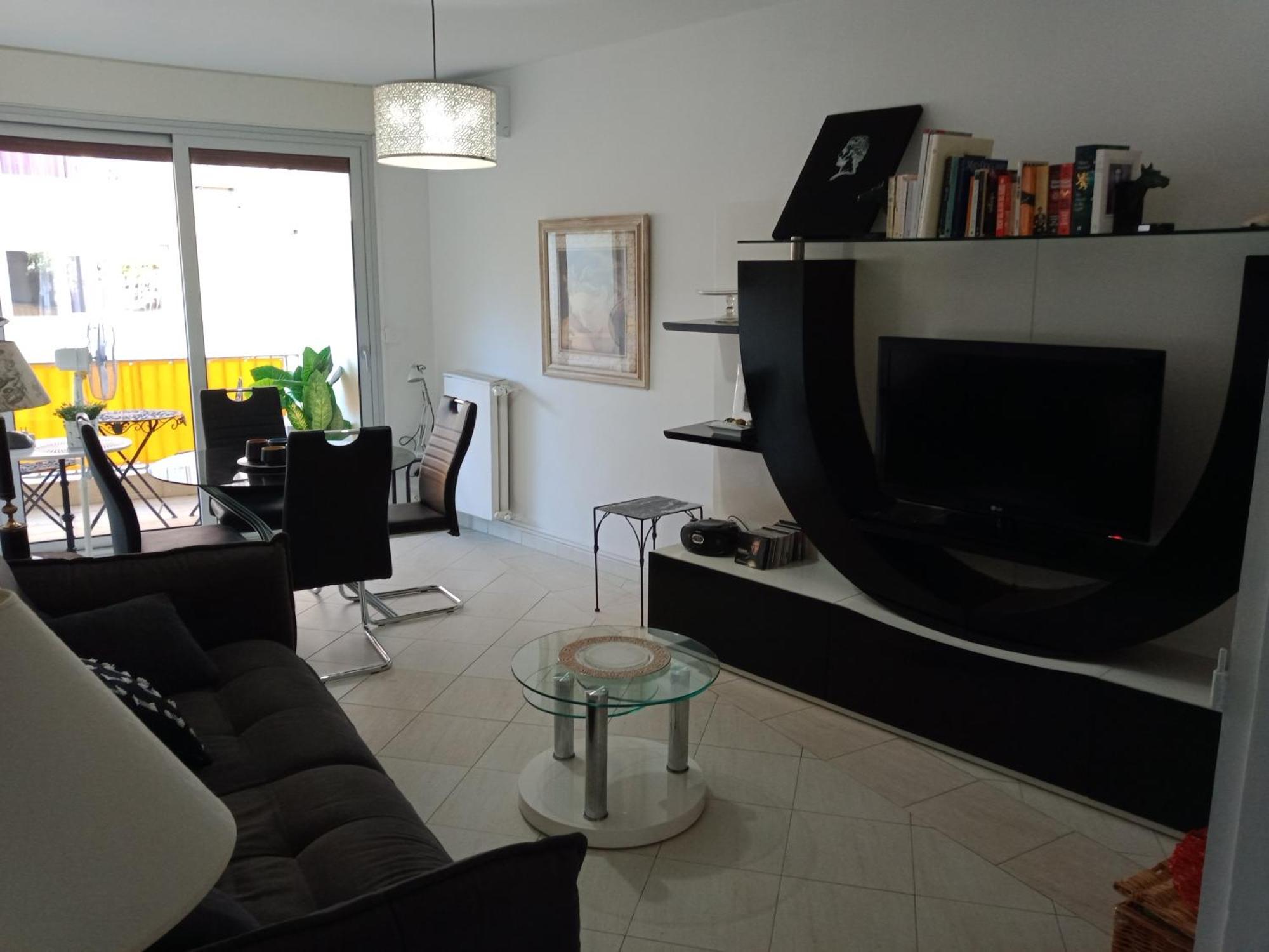 Appartement Au Calme Menton Extérieur photo